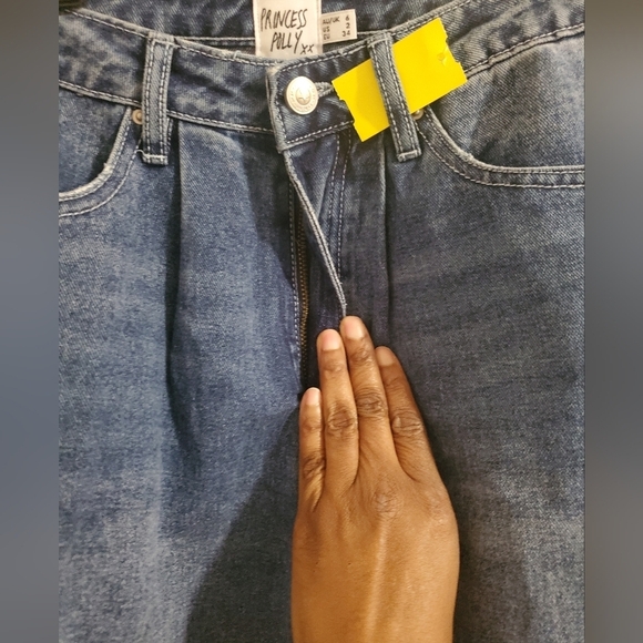 Princess Polly Wide Leg High Waisted Baggy Jeans Relaxed Fit Mid Wash Blue SZ 2 - Picture 3 of 12